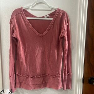 Melrose and market pink long sleeved v neck top